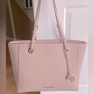 MICHAEL KORS WALSH TOTE HANDBAG FAWN